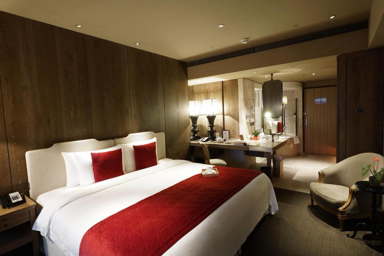 Palais De Chine Hotel Taipé Exterior foto A room at the hotel