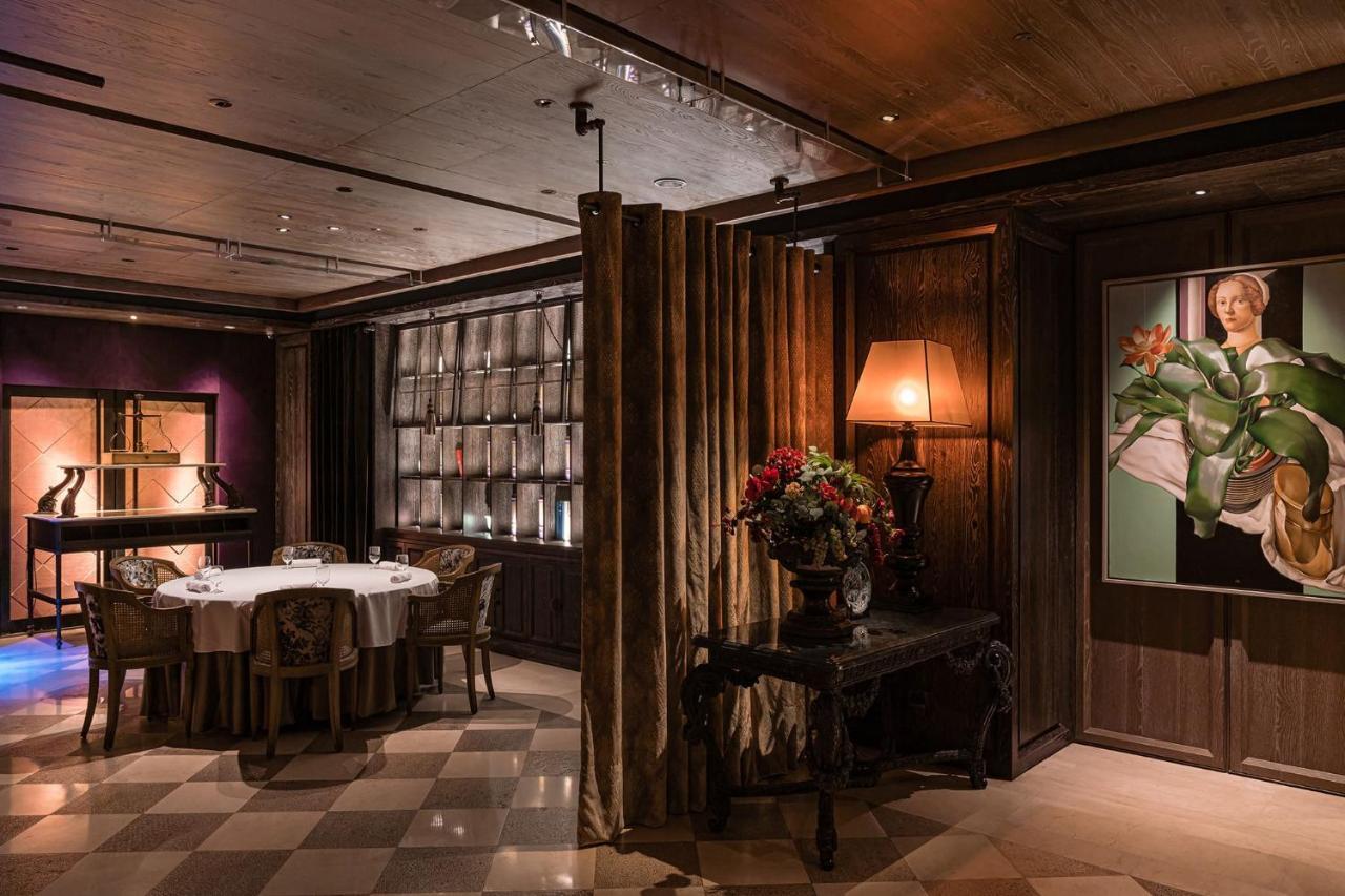 Palais De Chine Hotel Taipé Exterior foto Interior of the restaurant