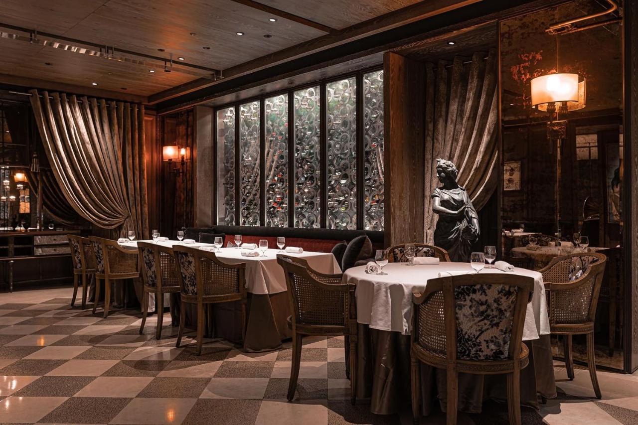 Palais De Chine Hotel Taipé Exterior foto Restaurant in the hotel